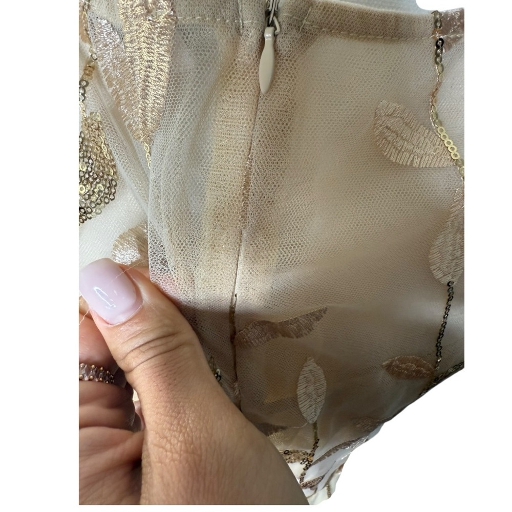 EVER PRETTY Gold Sequin Dress. Size 6 - Picture 8 of 10